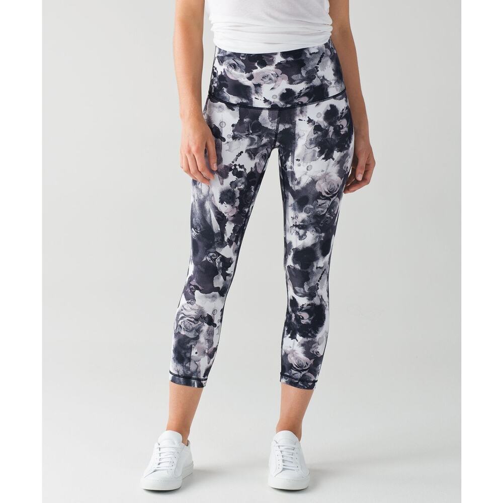 lululemon Wunder Under High-Rise Crop Leggings 6 Obscurred Black Mauve Floral